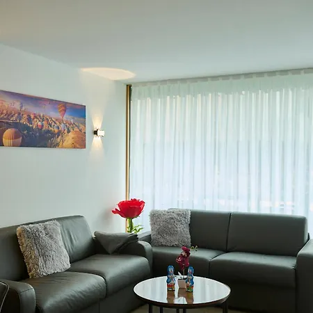 Holiday home Bodensee Penthouse 23d - Seesicht - Billiard - Massage - Bbq - Tischkicker - Panorama Exklusive Ohningen